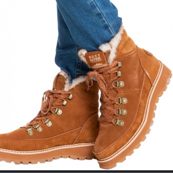 Roxy Sadie Snow Boots - Picture 1 of 8
